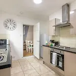 Platform Fishing Quarter Apartment 1 With Free Street Parking