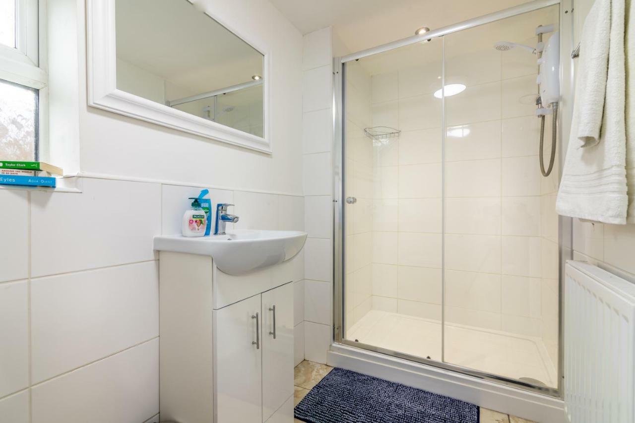 Apartment Platform Fishing Quarter 1 With Free Street Parking Kingston upon Hull